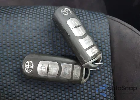 2018 Toyota Yaris Ia z USA, uszkodzony, nr VIN 3MYDLBYV7JY312734